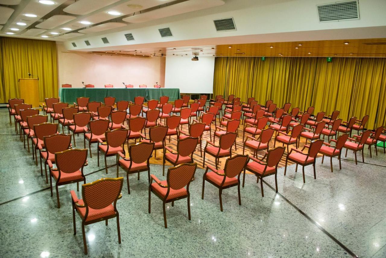 Grand Hotel Ambasciatori Wellness & Spa Chianciano Terme Exterior photo