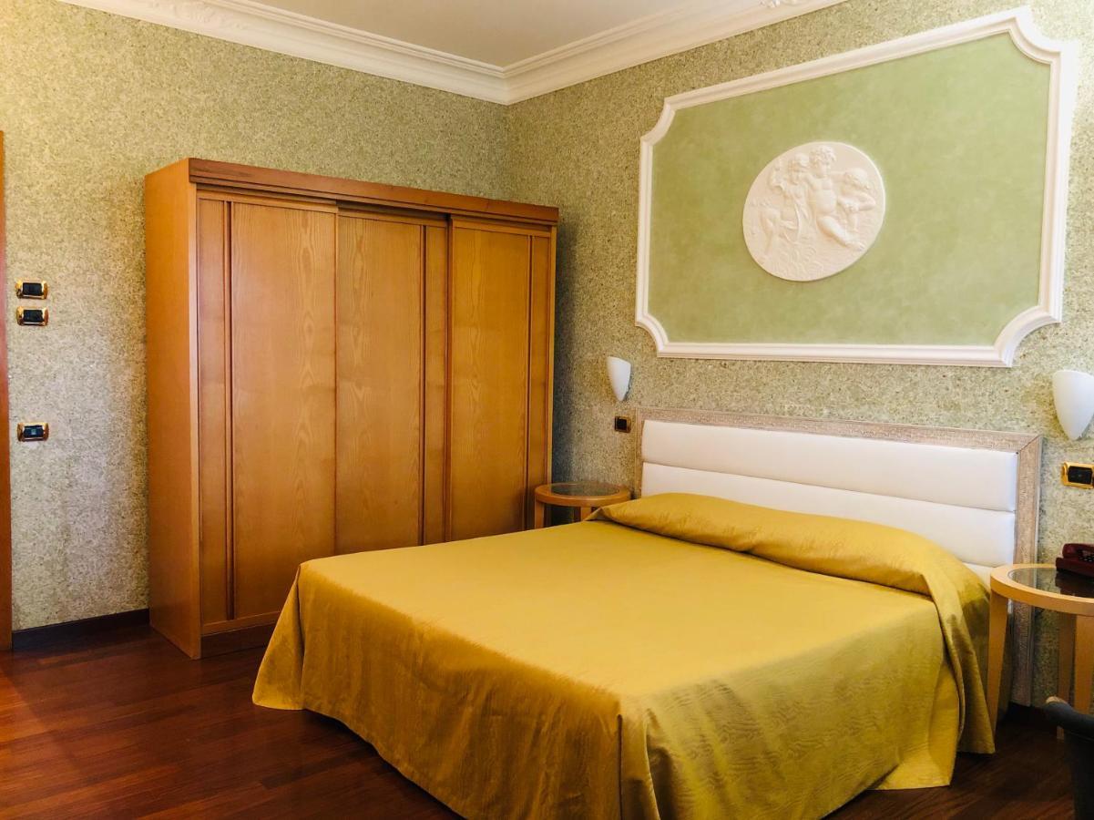 Grand Hotel Ambasciatori Wellness & Spa Chianciano Terme Exterior photo